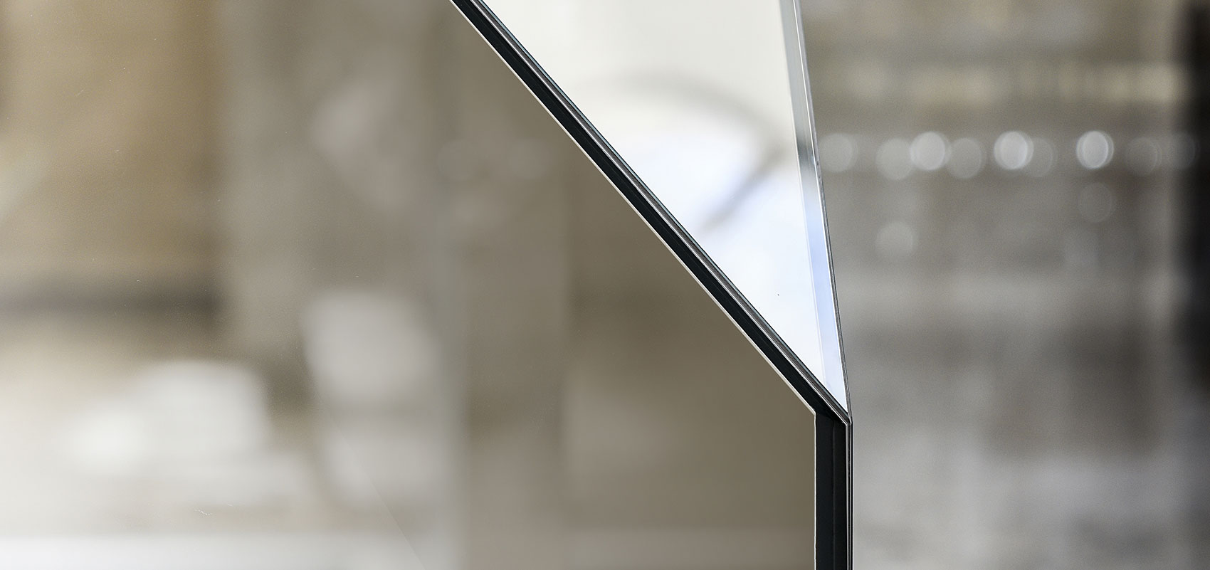 博爾加爾古蘭經(jīng)博物館展柜棱角圖 博爾加爾古蘭經(jīng)博物館展柜棱角圖